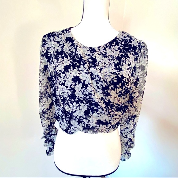 Zara Cropped Print‎ Blouse Size XS - Picture 1 of 8